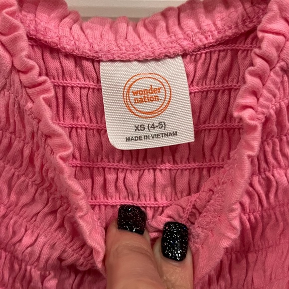 ⚜️(5 for $15) - Ruffle Top - Picture 2 of 2